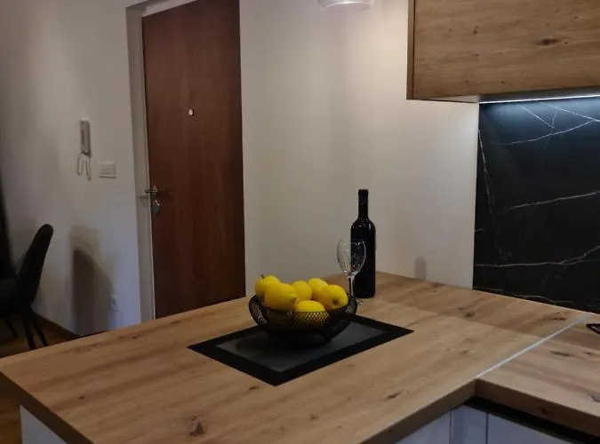 Aquamarine Apartament *